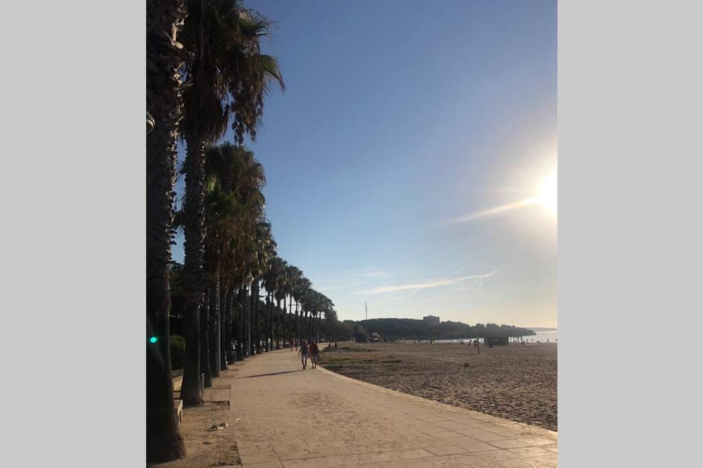 Apartment In Front Of Arrabassada Beach Tarragona Esterno foto