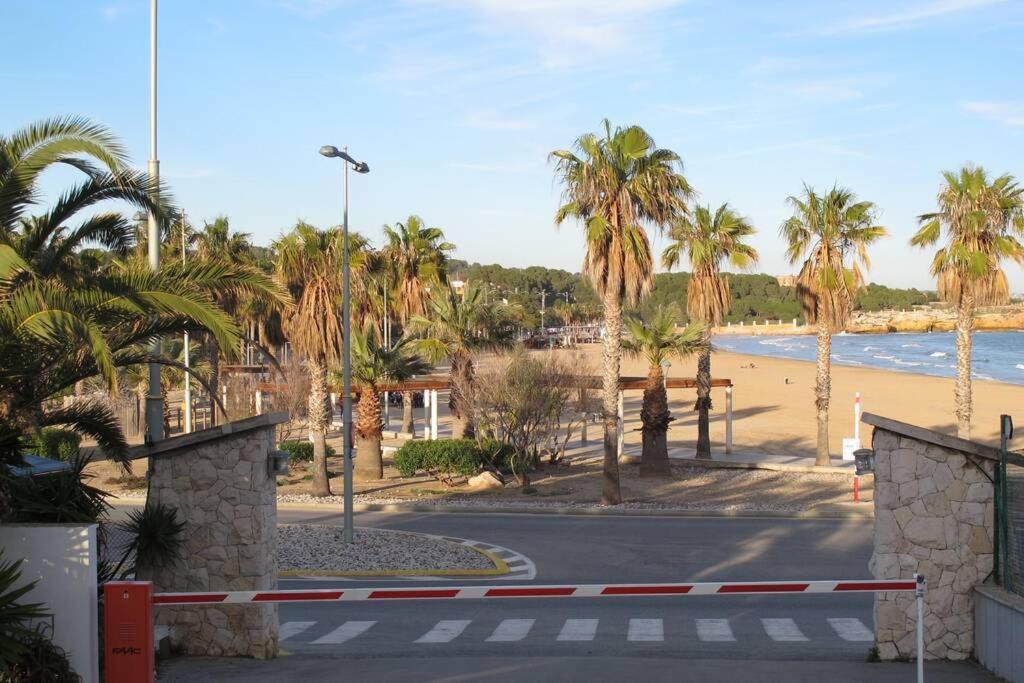 Apartment In Front Of Arrabassada Beach Tarragona Esterno foto